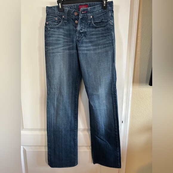 Vintage (not from Kohl’s) Rock & Republic Dark Wash Straight Leg Jeans. Size 30